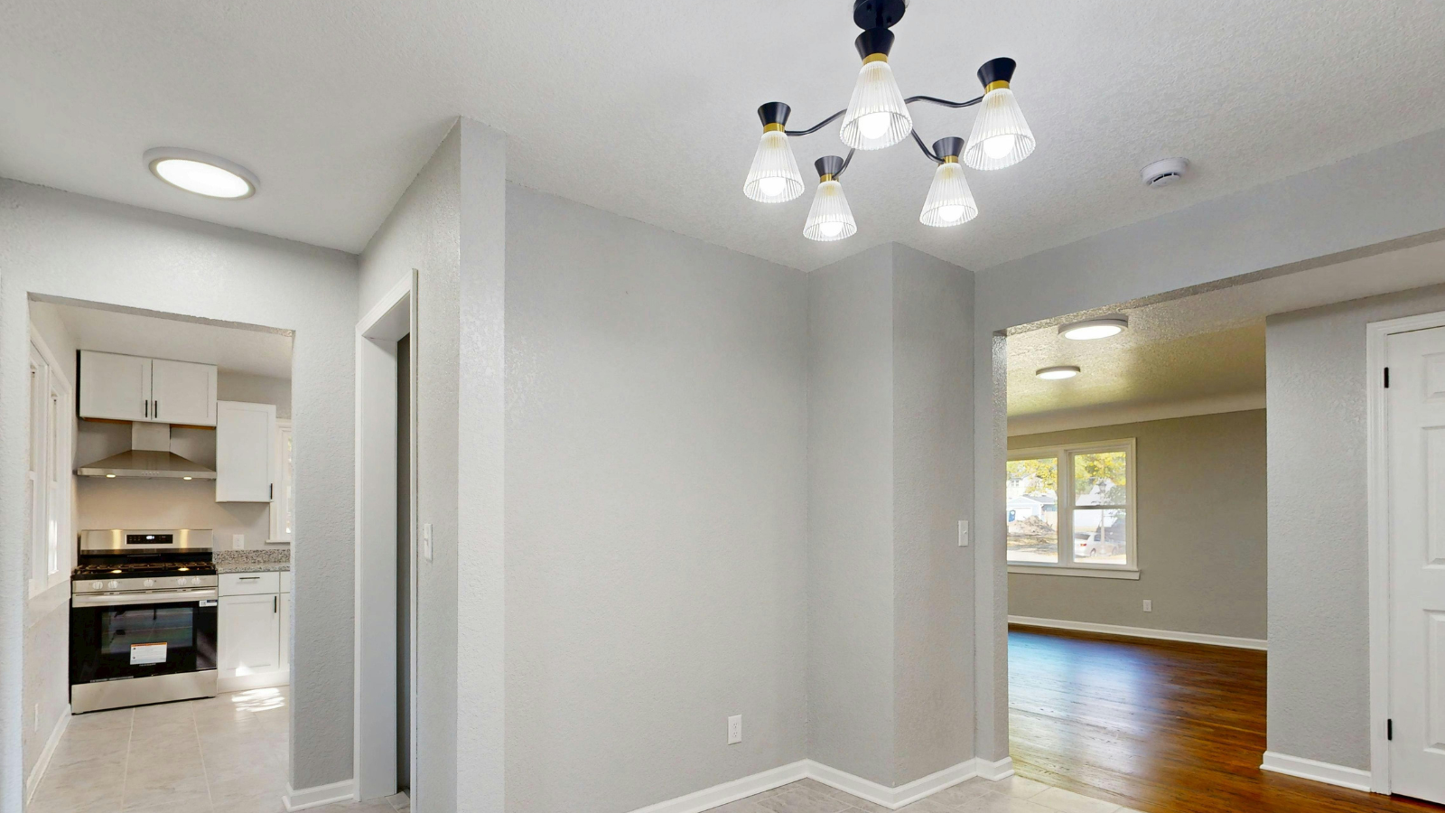 Interior designer helping homeowners plan a stylish home renovation in West London